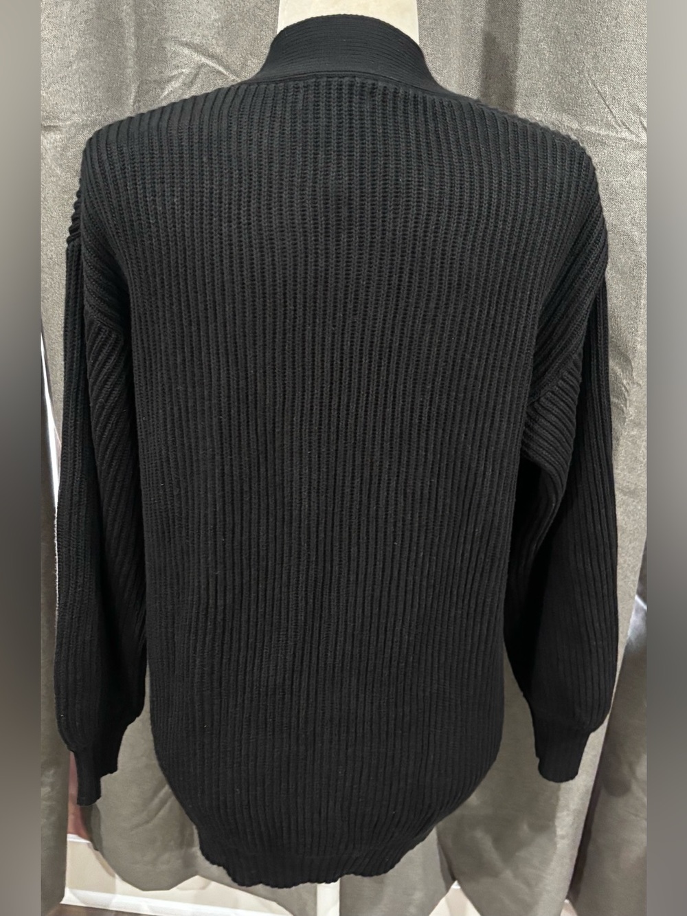 NWT Quince 100% Organic Cotton Oversized Cardigan Black Small Casual Minimalist - Picture 8 of 14